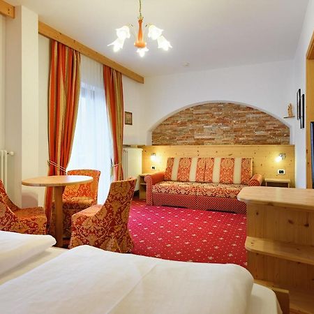 Hotel Ronce Ортизей Екстериор снимка