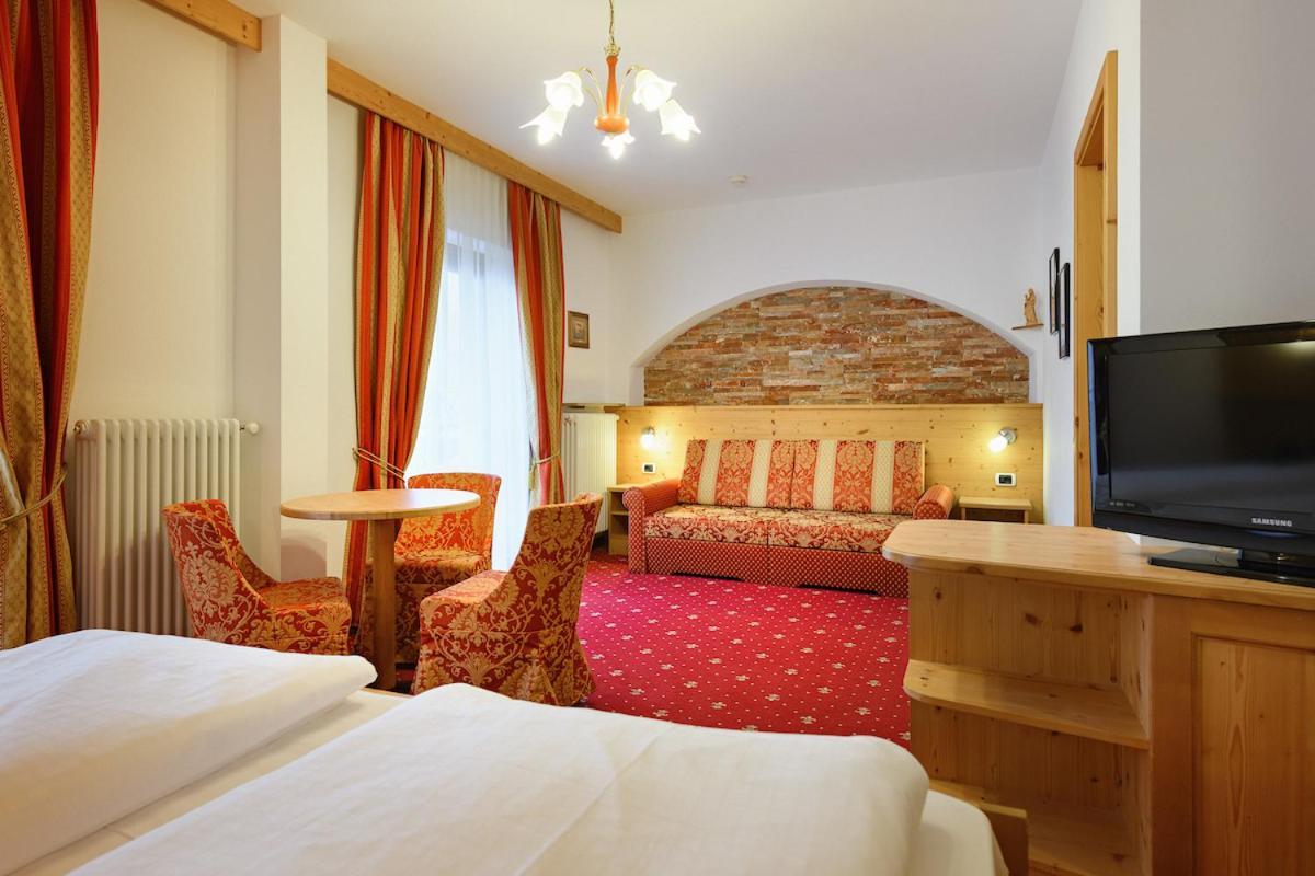 Hotel Ronce Ортизей Екстериор снимка