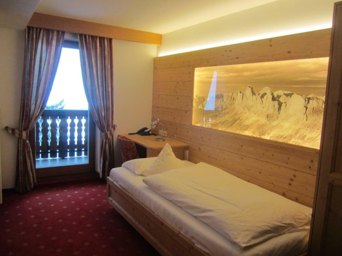Hotel Ronce Ортизей Екстериор снимка